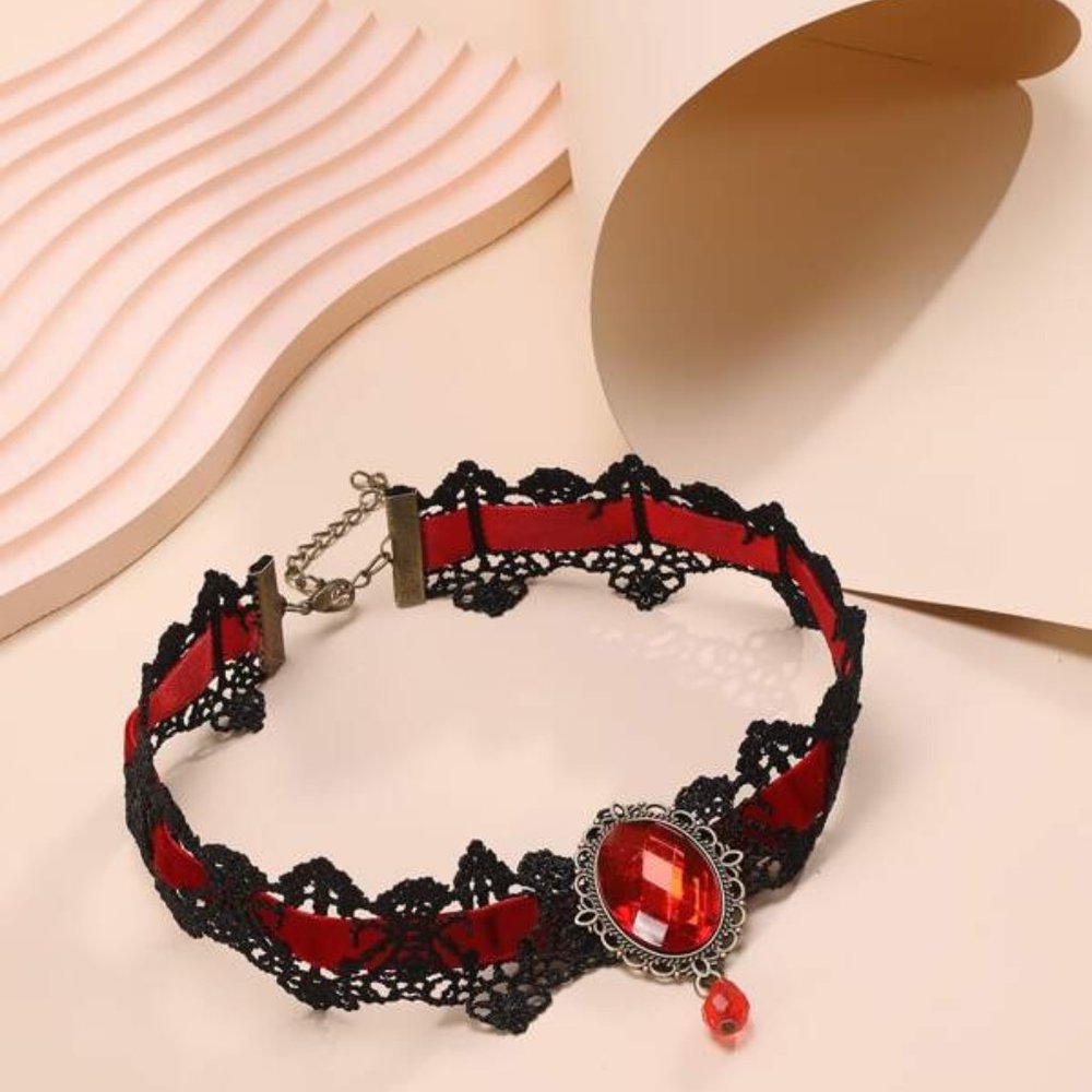 Red lace choker